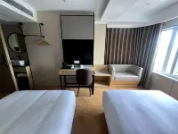 Yike Light Luxury Hotel (Shanghai Chest Hospital)