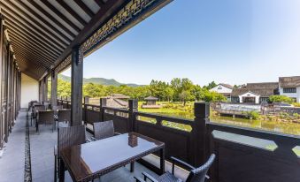 Mochi Boutique Hotel