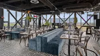 Corendon Amsterdam Schiphol Airport, a Tribute Portfolio Hotel - bar