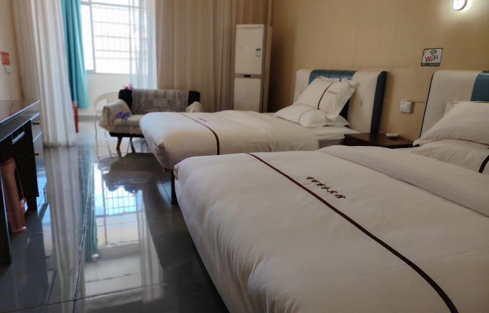 Danzhai Youming Business Hotel