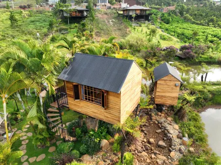 The Village Resort in the Painting, Bao Loc Отели в г. B' La