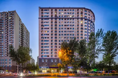 Rezen (Yining Administrative Service Center) Hotels near Langrifang Water Park