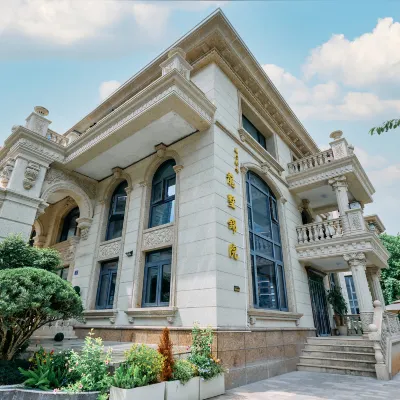 Xiamen Shiguang · Longshu Jinyuan hotel (International Convention and Exhibition Center ) Hotels near Huafeng Restaurant