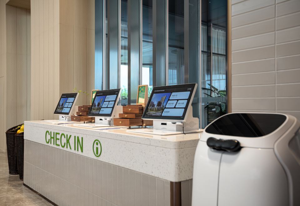 1. 천진 펑루이리 ..