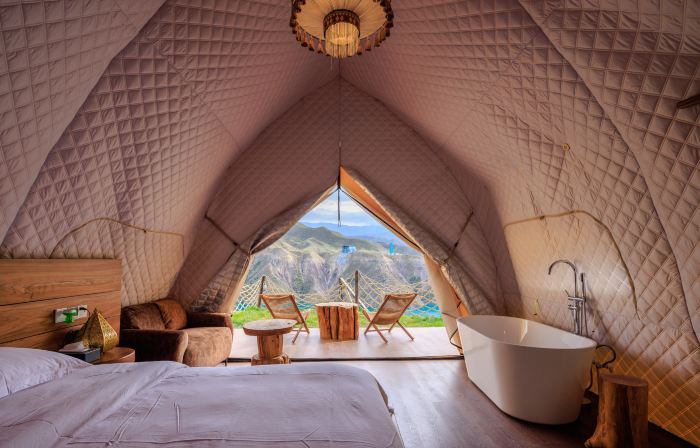 Baili Danxia Wild Luxury Campsite
