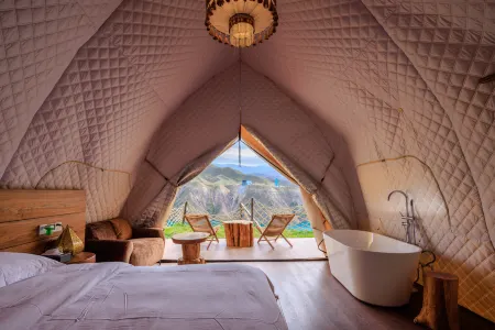 Baili Danxia Wild Luxury Campsite