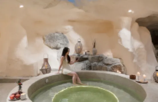 Anji Qingshi Shang · Cave Hot Spring Homestay