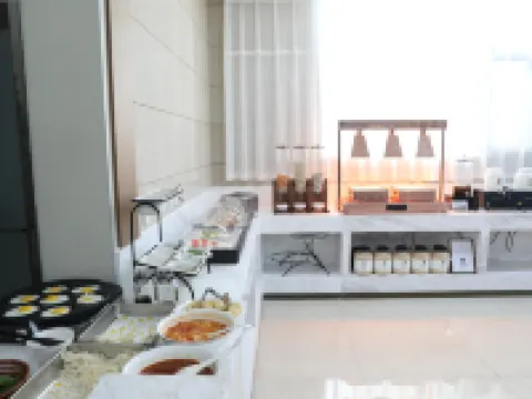 Weishi East View International Hotel Hotels in Weishi