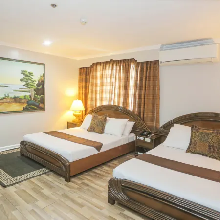 Holiday Plaza Hotel - Cebu