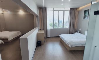 Pinghe Regional Tourism Distribution Service Center Hotel