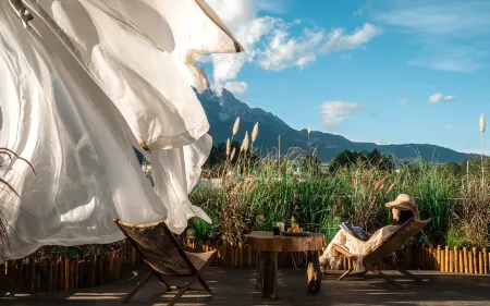 Yundu Scenic Beauty Inn (Yulong Baisha Branch) Отели рядом с достопримечательностью «Lijiang Snow Mountain Falcon Valley Scenic Area»