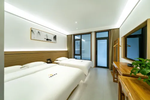 五台山圓殊精舍（殊像寺店） - 2 星級