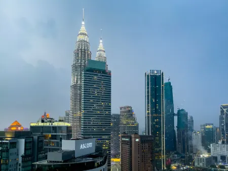 Soho Suites KLCC by Wakely Kuala Lumpur Отели рядом с достопримечательностью «Экваториал Плаза»