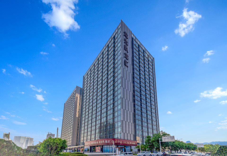 Molis International Apartment Images