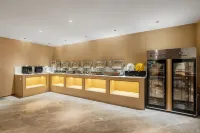 萊曼酒店（長白山北坡集散中心二道白河店） - 早餐