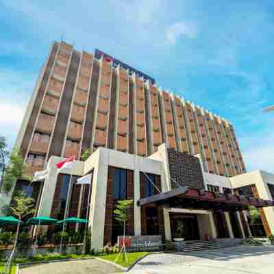 Swiss-Belhotel Airport Yogyakarta Hotel Exterior