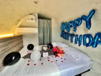 Reserve The Cozytainer