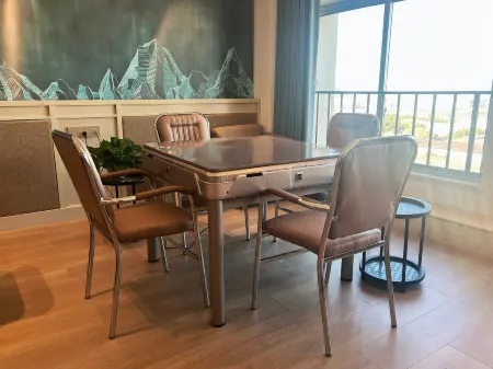 Days Hotel by Wyndham Shanghai (Near Yingao West Road Subway Station) Отели рядом с достопримечательностью «Fudan University»