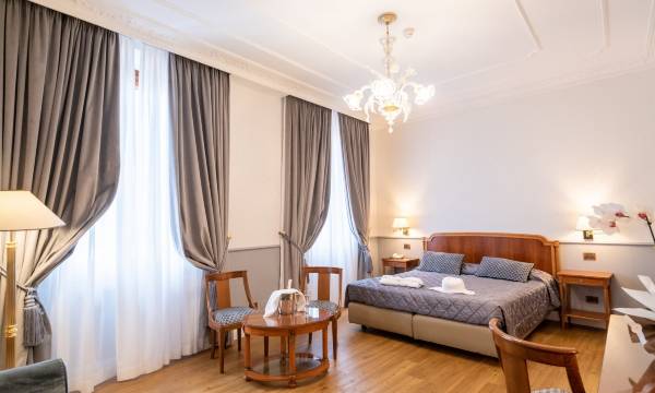 Strozzi Palace Hotel