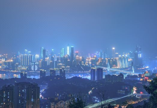 24시간 프런트 서비스 및 세련된 로비