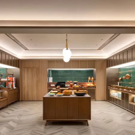 Orange Hotel (Guilin Yangshuo West Street Branch)
