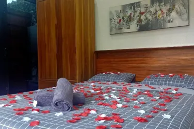 Anteng Villa Hotel dekat Masjid Al-Muhajirin RW.04 Kelurahan Rancaekek Kencana