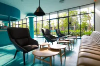 GO Hotel Si Racha at Central Si Racha - parking