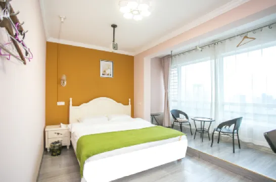 Chuxin Wutong Boutique Hotel Apartments (Nanjing Xinjiekou Subway Station Branch) Hotels near Nanjing Presidential Palace