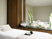 Sofitel Warsaw Victoria Hotels near Nozyk Synagogue