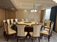 西華家樂商務飯店（人民醫院店）