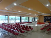 Danau Poso Resort Hotel di Pamona Utara