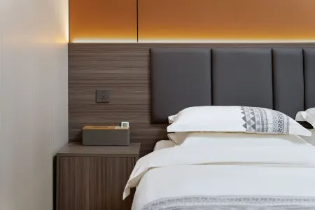 ziluolan Отели рядом с достопримечательностью «Shenyang Institute of Engineering»