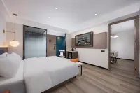 Qingmu Shang Hotel (Danyang Jiepai Dengcheng Avenue) - parking