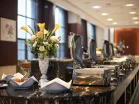Phoenix Lake International Hotel - breakfast