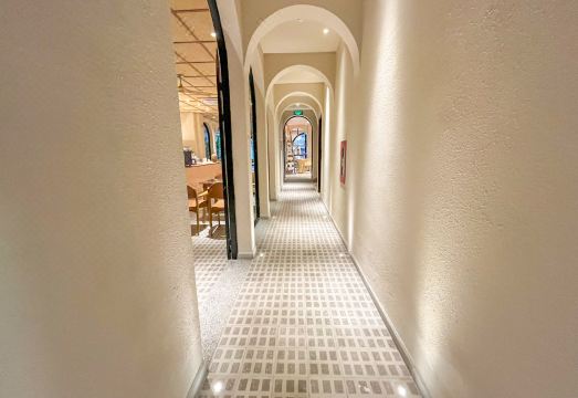 2. 바이아 부티크 ..