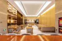全季飯店（烏魯木齊天山國際機場空港店） - 3 星級