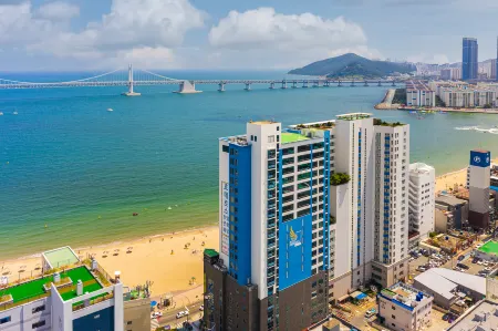 Homers Hotel Отели рядом с достопримечательностью «Songdo Cloud Trails»