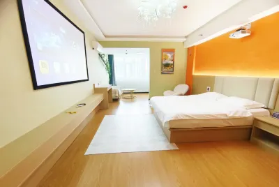 Xiehou · Aishe Homestay (Baoding Weilaishi Wanda Plaza)