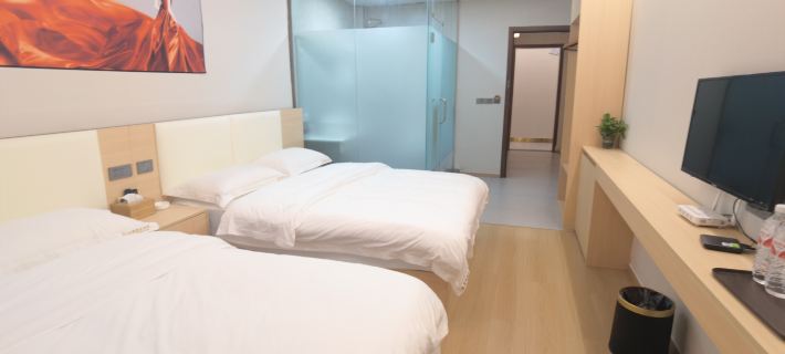Shuifu Dongjin Business Hotel Hotels in Shuifu