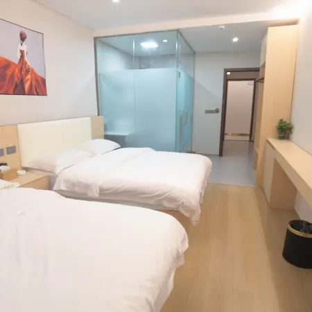 Shuifu Dongjin Business Hotel
