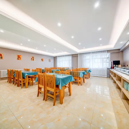 Hotel Hagiogo (Erguna City Museum Store)