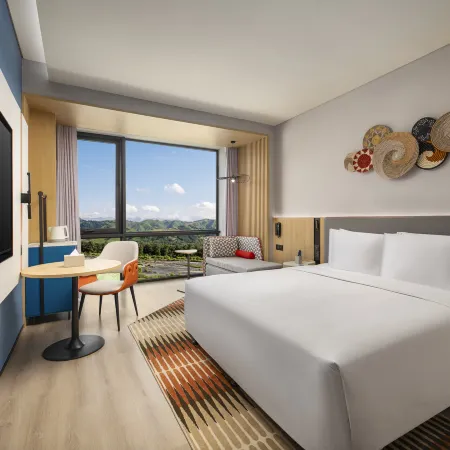 HOLIDAY INN EXPRESS NALATI