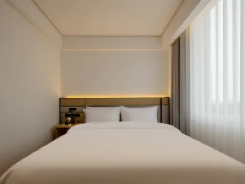 如家睿柏·雲酒店(乳山銀灘大拇指廣場店) 乳山酒店