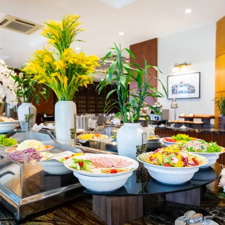 Pearl River Hotel
