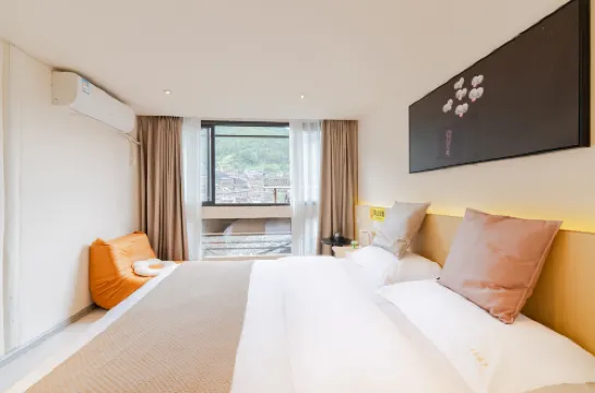 Good Times Lodge at Xijiang Miao Village