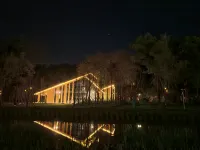 Birdsong Lakeside Homestay Hoteller i Junshan District