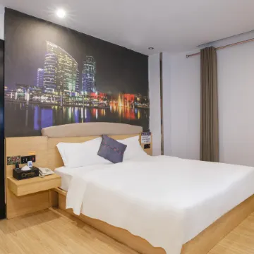 Yimi Hotel (Guangzhou Tuanyi Square Subway Station Pearl River Night Tour Pier)