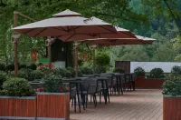 Penpai Mountain Residence Ginkgo Fontaine Hotel