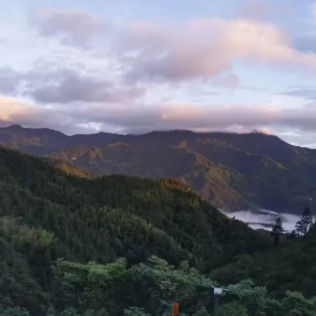 Suichuan Qingxiu Yunwu Homestay