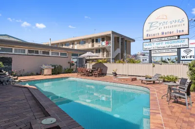 Browns Broadbeach Hotels near Putt Putt Golf Mermaid Beach